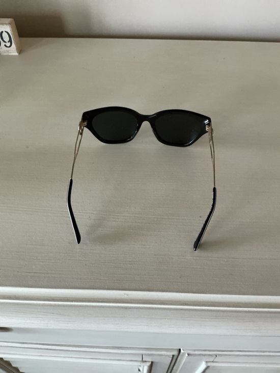 Authentic, Michael Kors Women\'s Cat Eye Sunglasses in Dark Tortoise main image 8